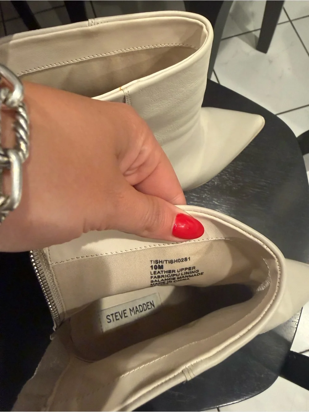 Steve Madden Women's Cream/ White ish Pointed Toe Block Heel Ankle Boots - Picture 7 of 7